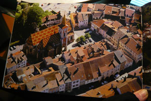 Place de l'Eglise - Louhans - Bonjour Vue du Ciel© Gérard Corret