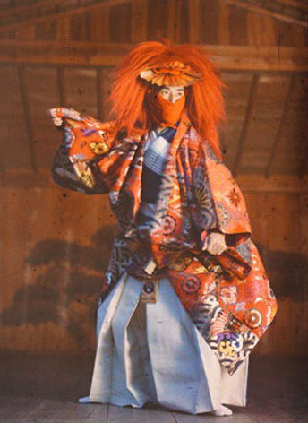 Acteur japonais en costume traditionel